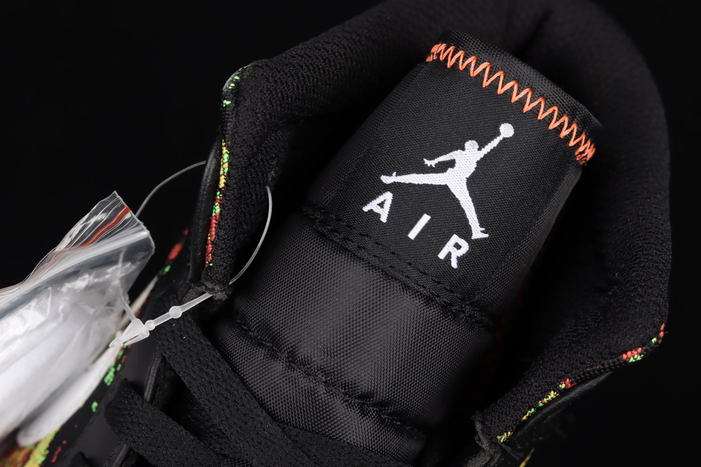 All categories Air Jordan Jordan series basketball shoes Air Jordan 1 Mid Air Jordan 1 Mid SE AJ1 Joe 1 floral black China basketball shoes 555112-003